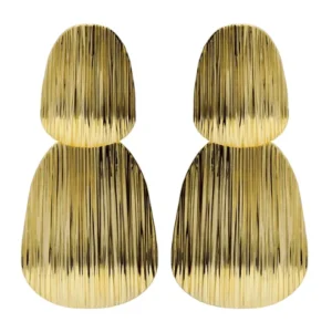 Pendientes largos diseño con textura en bronce con baño de oro 18k